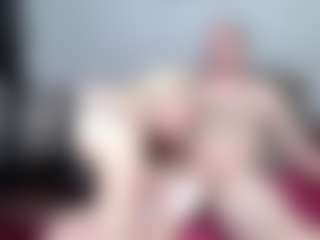 Live cam show with Sn-Tur - Full Nudity on friskycurves.com