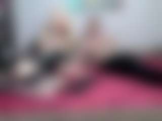 Live cam show with Sn-Tur - Tease on StripNow