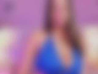 Live cam show with Maria - Facial on Fling VIP Chat