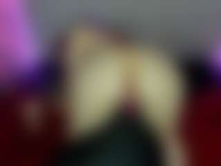 Live cam show with victoria-keyy - Young Adult on AdultVida.com