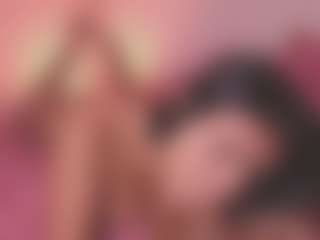 Live cam show with Addelaa - Teen (18+) on live18s.com