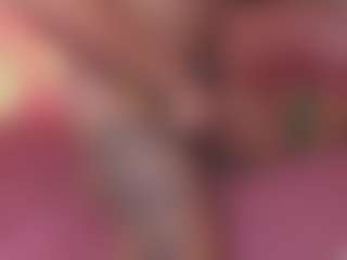 Addelaa's Live Sex Cam Show