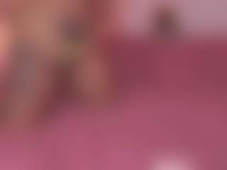 Addelaa's Live Sex Cam Show