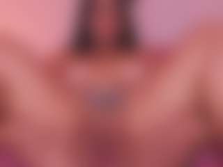Live cam show with Addelaa - BBW on Camming Site