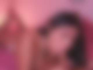 Addelaa's Live Sex Cam Show