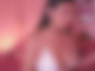 Addelaa's Live Sex Cam Show