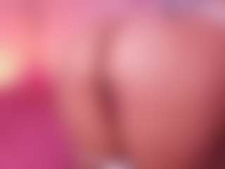 Addelaa's Live Sex Cam Show