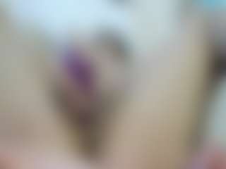 AmberHotWorsted's Live Sex Cam Show