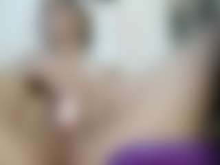 AmberHotWorsted's Live Sex Cam Show