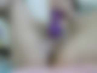 Live cam show with AmberHotWorsted - Camel Toe on Hubzter Live