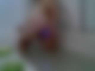 Live cam show with AmberHotWorsted - Normal on 1on1-livenow