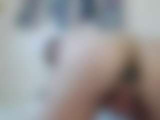 Live cam show with AmberHotWorsted - Butt Plug on TottyGirls