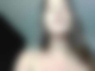 Live cam show with AmberHotWorsted - Ass Bouncing on Camsoda