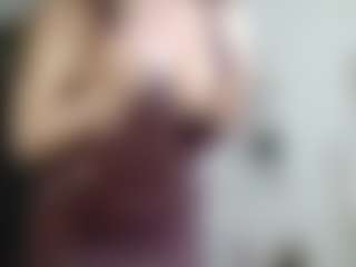 Live cam show with AmberHotWorsted - Camel Toe on Cam Slut