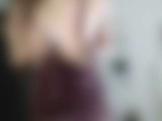 Live cam show with AmberHotWorsted - Camel Toe on Big Tits