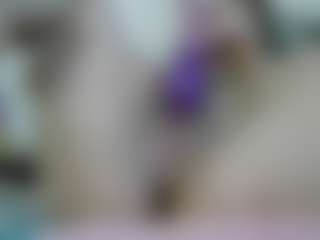 Live cam show with AmberHotWorsted - Butt Plug on milfzrlive.com