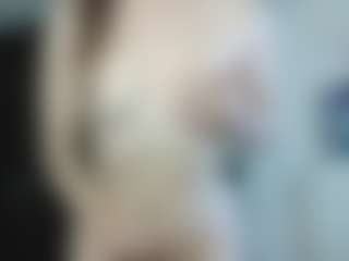 Live cam show with AmberHotWorsted - Camel Toe on SxyPornLive