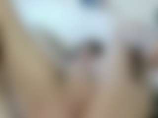 Live cam show with AmberHotWorsted - Camel Toe on Mixed Magazine Live