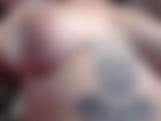 apolonia333's Live Sex Cam Show
