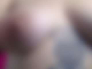 apolonia333's Live Sex Cam Show