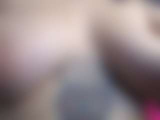 apolonia333's Live Sex Cam Show