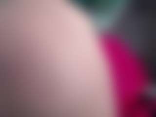 apolonia333's Live Sex Cam Show