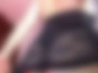 apolonia333's Live Sex Cam Show