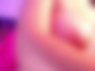 apolonia333's Live Sex Cam Show