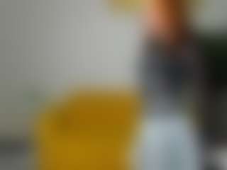 Live cam show with ari-kittyy - College on alttransgirls