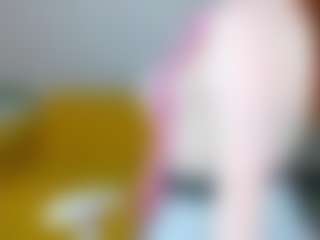 ari-kittyy's Live Sex Cam Show