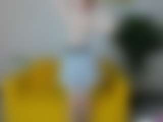 ari-kittyy's Live Sex Cam Show