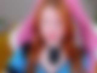 Live cam show with ari-kittyy - Green Eyes on Mixed Magazine Live