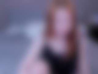 Live cam show with ari-kittyy - Smoke on TeamSkeetLive