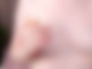 Live cam show with ari-kittyy - Camel Toe on Camsoda