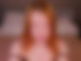 Live cam show with ari-kittyy - Camel Toe on AdultVida.com