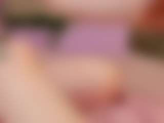 Live cam show with ari-kittyy - Smoke on Mixed Magazine Live