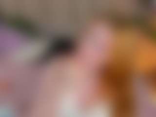 ari-kittyy's Live Sex Cam Show
