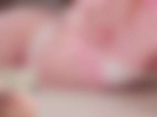 Live cam show with ari-kittyy - Green Eyes on Camsoda