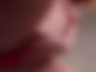 Live cam show with ari-kittyy - Bedroom Red Hair on Hubzter Live