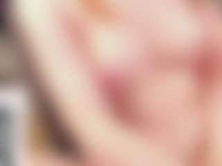 Live cam show with ari-kittyy - Thong on AdultVida.com