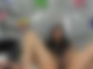 Live cam show with Aurora - Fingerass on CSO-WL