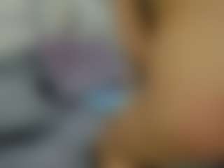 Live cam show with Aurora - Pantyoff on madthumbs