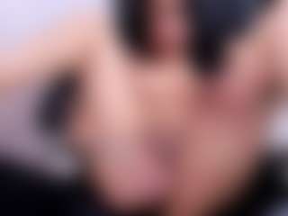 Live cam show with Aurora - Flash on madthumbs