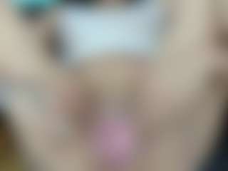 Live cam show with Aurora - Small Tits on CamSodaAdn