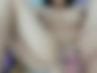 Live cam show with Aurora - Flash on CamSodaAdn