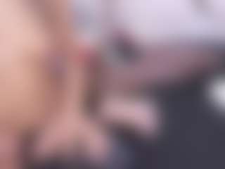 Aurora's Live Sex Cam Show