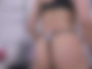 Aurora's Live Sex Cam Show