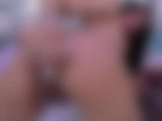 Live cam show with Aurora - Smoking on Dare Cams