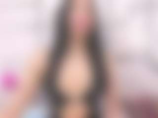 Live cam show with Aurora - Spanish on Streamer API | colombia