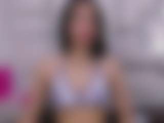 Live cam show with Aurora - Flexible on Camming Site
